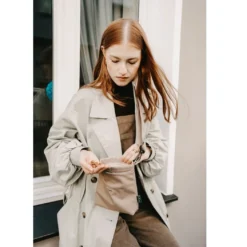 Hunter Godbidstaske Alva med skulderrem Beige